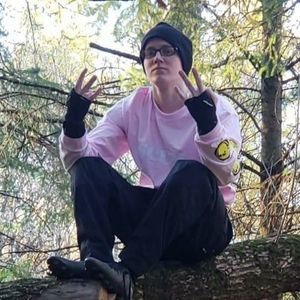 Meet your Posher, Cameron